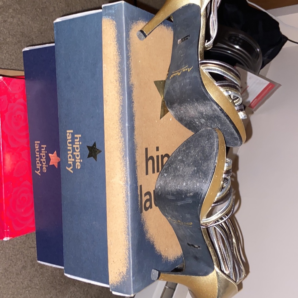 Shoes - Picture 6 of 6